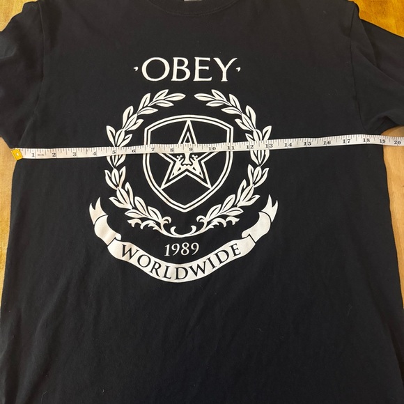 Obey Men's Black Graphic T-Shirt Size Medium - Picture 4 of 5